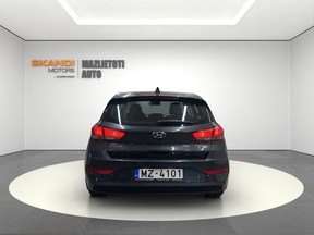 Hyundai i30 2021
