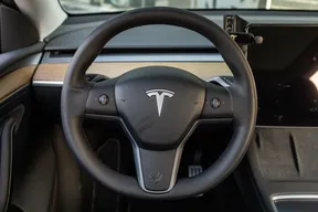 Tesla Model Y Performance 2023