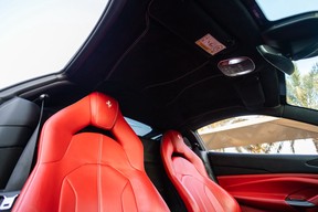 Ferrari F8 Tributo 2021