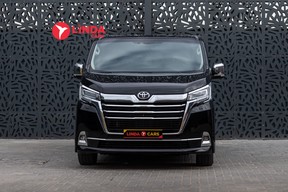 Toyota Granvia 2020
