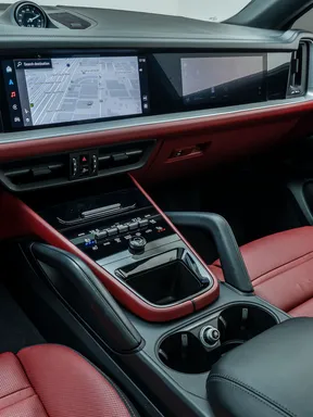 Porsche Cayenne 2024