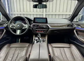 BMW 5 Series M550 2019