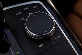 BMW 3 Series 330 2019