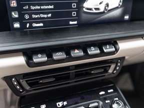 Porsche 911 Carrera 4 GTS 2023