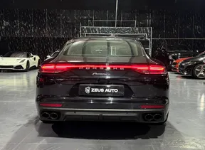 Porsche Panamera 2022