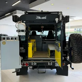 Land Rover Defender 110 2015