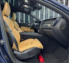Volvo XC60 2023
