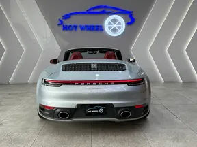 Porsche 911 Carrera 4S 2023