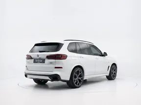BMW X5 40 2023