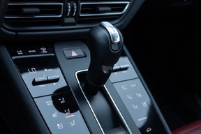 Porsche Macan S 2024