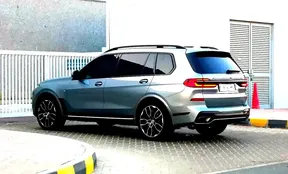 BMW X7 40 2023