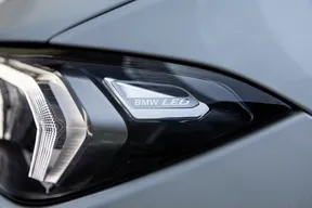 BMW 3 Series 318 2025