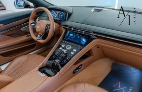 Aston Martin DB12 2025