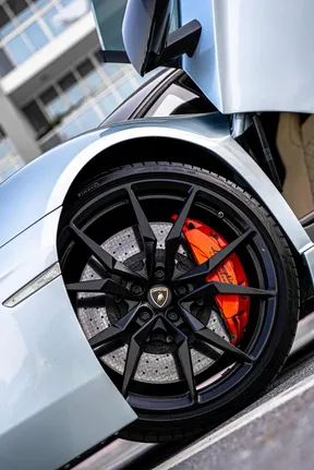 Lamborghini Aventador 2015