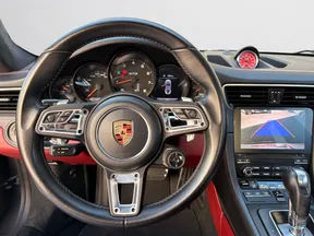 Porsche 911 Carrera GTS 2019