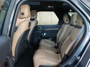 Land Rover Discovery 2024