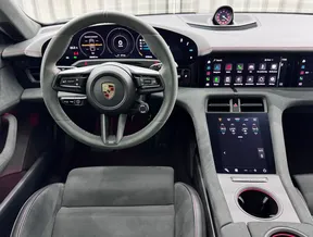 Porsche Taycan GTS 2023