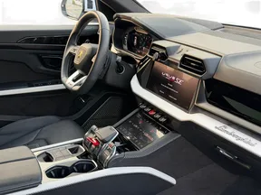 Lamborghini Urus 2025