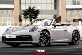 Porsche 911 Carrera 4 GTS 2024