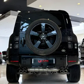 Land Rover Defender 110 2023