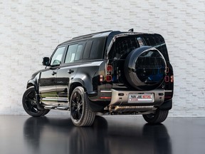 Land Rover Defender 110 2025