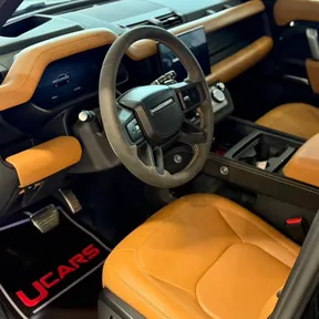 Land Rover Defender 110 2023