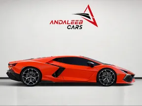 Lamborghini Revuelto 2024
