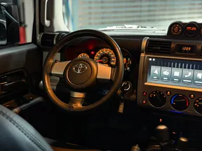 Toyota FJ Cruiser 2023