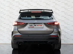 Mercedes-Benz GLA 35 AMG 2022