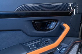 Lamborghini Urus 2025