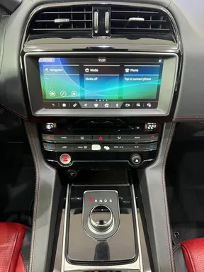 Jaguar F-Pace 2019