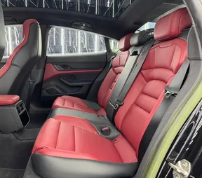Porsche Taycan 2023