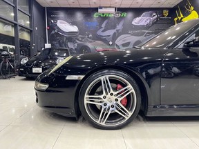 Porsche 911 Carrera 4S 2009