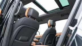 Land Rover Defender 110 2025