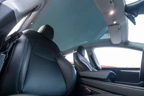 Tesla Model Y Long Range 2024