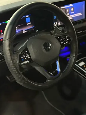 Volkswagen Golf R 2023
