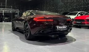 Aston Martin DB11 2018
