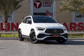 Mercedes-Benz GLA 35 AMG 2022
