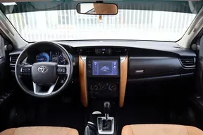 Toyota Fortuner 2022