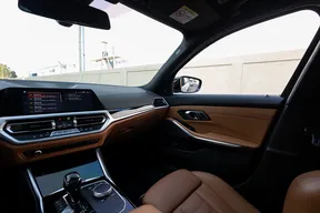 BMW 3 Series 330 2019