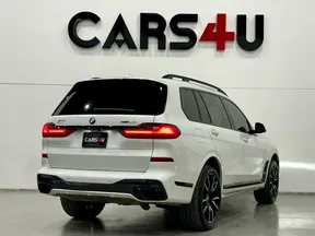 BMW X7 40 2022
