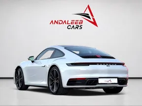 Porsche 911 Carrera 4 2023