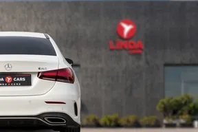 Mercedes-Benz A-Class 200 2021