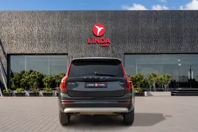 Volvo XC90 B5 2022