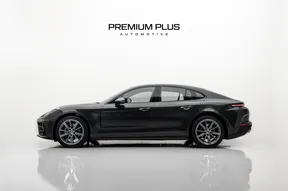 Porsche Panamera 2024