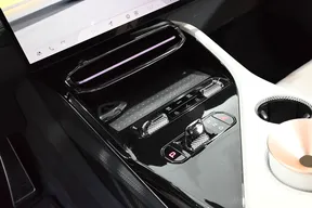 Lotus Eletre 2024