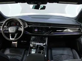 Audi RS Q8 2024