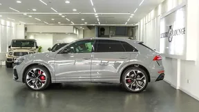 Audi RS Q8 2024