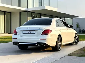 Mercedes-Benz E-Class 300 2020