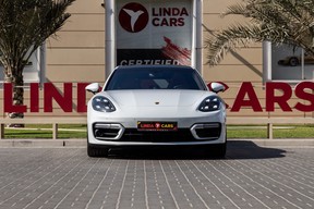 Porsche Panamera GTS 2022